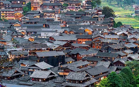 呼伦贝尔6种常见的外墙仿石漆施工工艺！